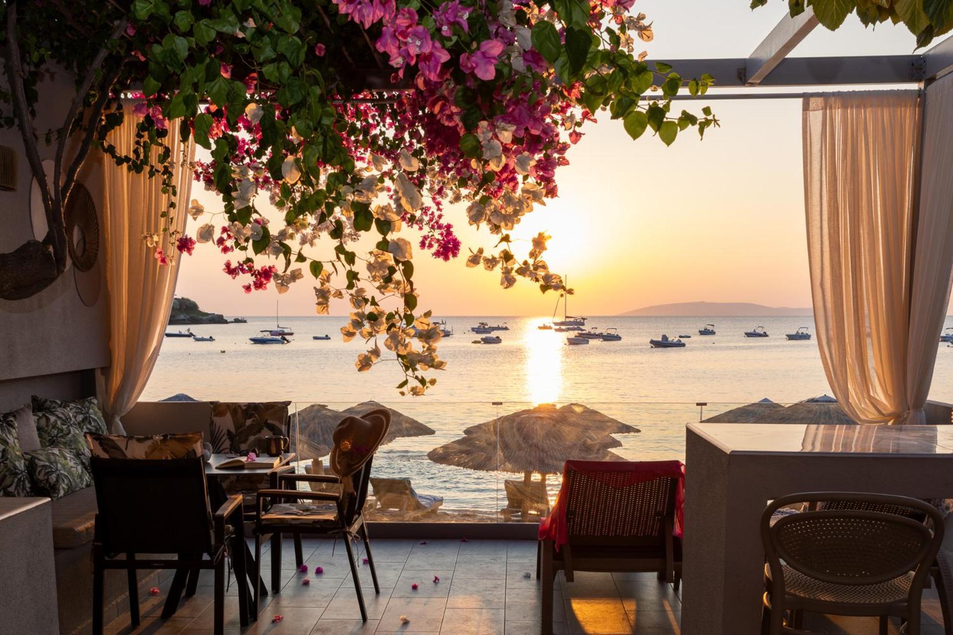 Buganvilla-Sea Front Villas Agia Pelagia Eksteriør billede